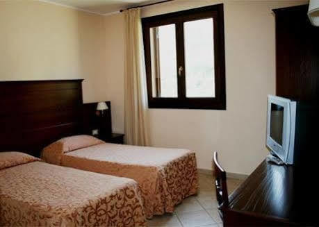Hotel Villa Mokarta Salemi Экстерьер фото